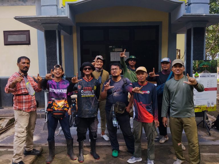 Sinergi Patroli BISA Indonesia dan TNAP Jaga Kelestarian Hutan Alas Purwo