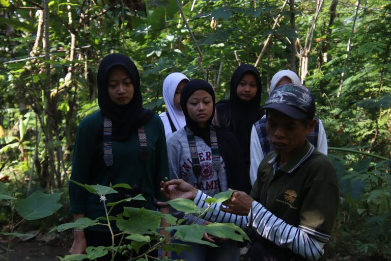 Menanam Pengetahuan, Menumbuhkan Kepedulian